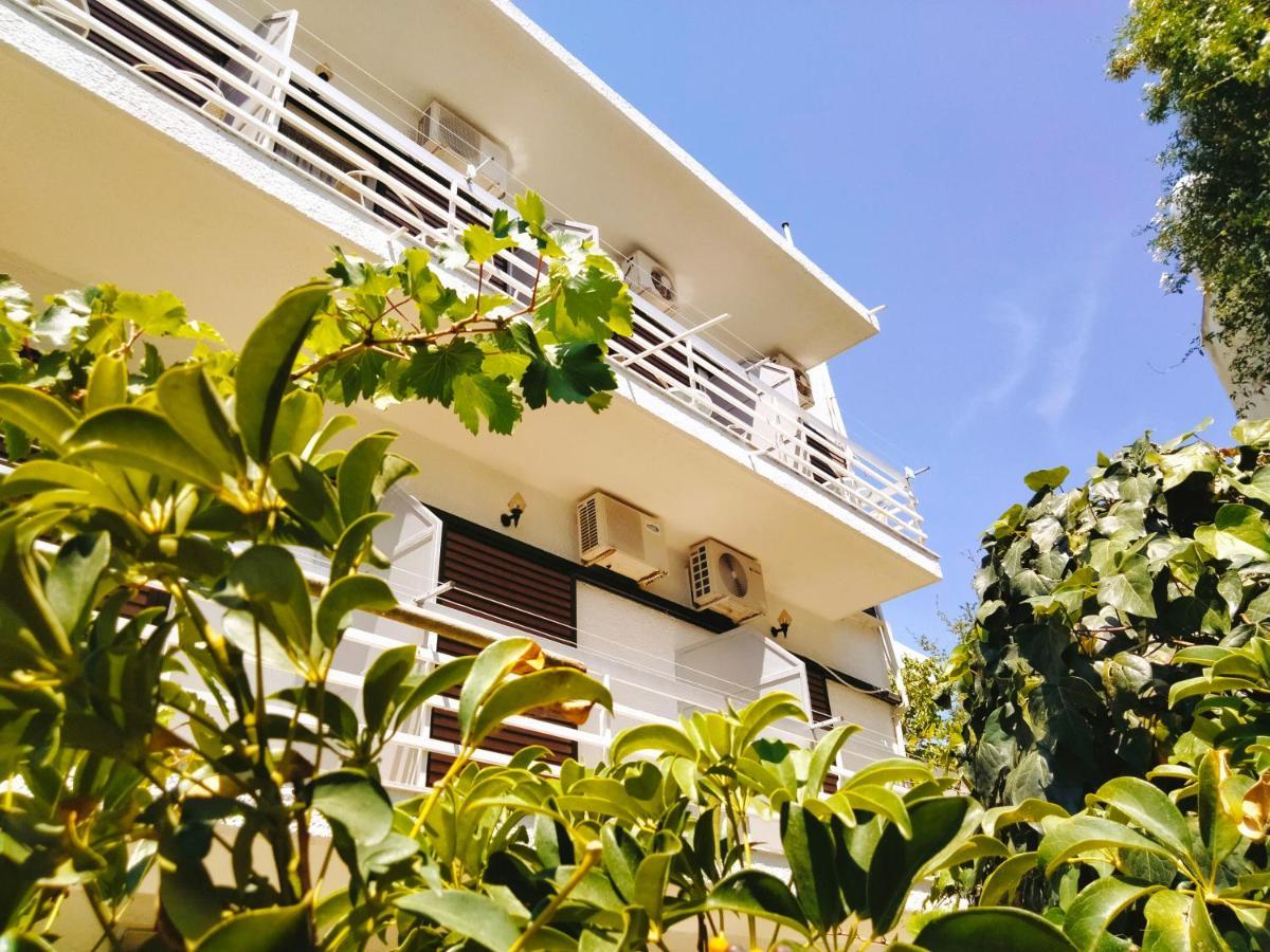 Golden Star Hotel Agia Marina  Exterior photo