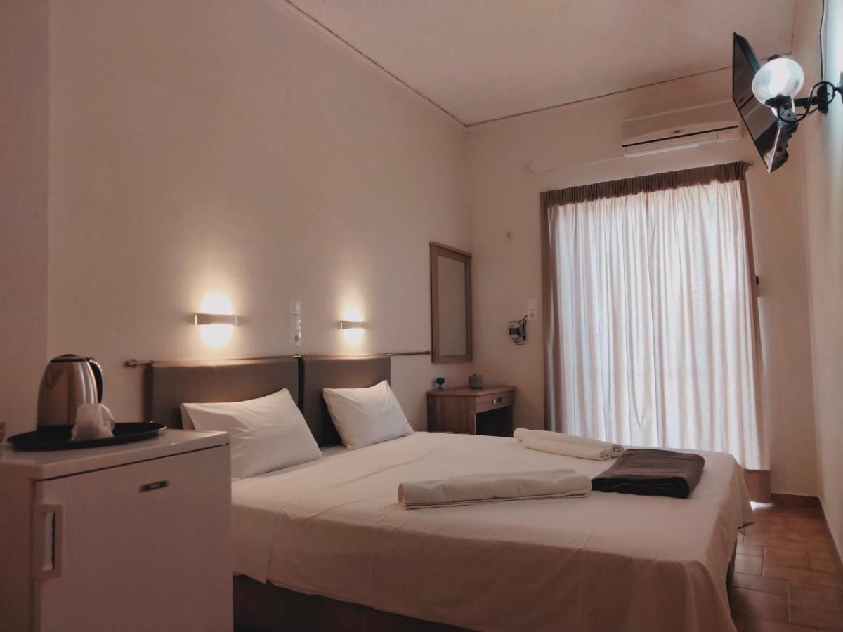 Golden Star Hotel Agia Marina  Exterior photo