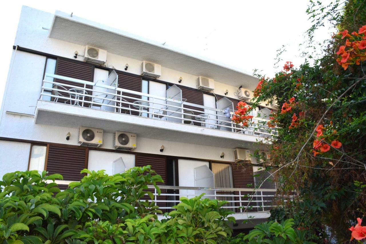 Golden Star Hotel Agia Marina  Exterior photo