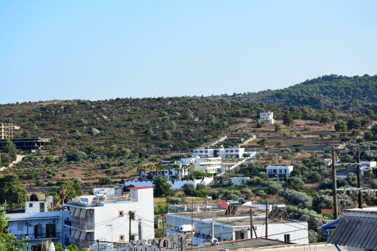 Golden Star Hotel Agia Marina  Exterior photo